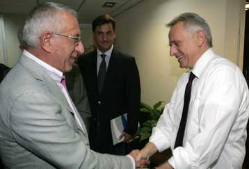 Η διοικητική μεταρρύθμιση και το πρόγραμμα του ΟΑΕΔ στη συνάντηση Ραγκούση-ΚΕΔΚΕ