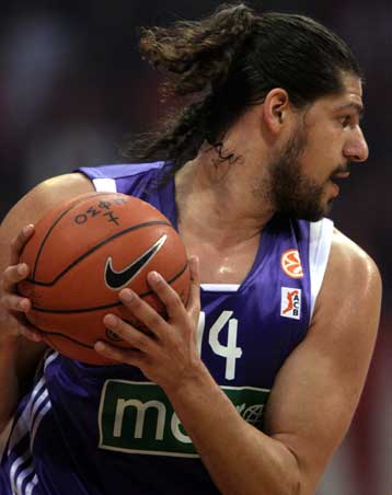 Σκληρή απάντηση της ΚΑΕ ΑΕΚ στον Λάζαρο Παπαδόπουλο