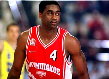 Στο Κογκρέσο έφτασαν οι οφειλές του Ολυμπιακού σε Μόρις και… Ρίβερς