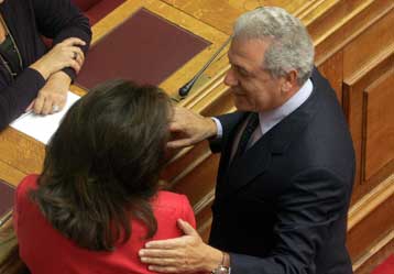 Τέσσερις «μνηστήρες» για την ηγεσία της ΝΔ και δύο υποψηφιότητες-έκπληξη