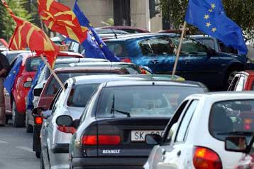 «Κίνητρο για λύση» η προοπτική ενταξιακών διαπραγματεύσεων της ΠΓΔΜ, λέει ο Όλι Ρεν