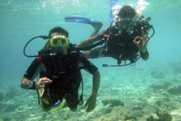 Υποβρύχιο το υπουργικό συμβούλιο στις Μαλβίδες λόγω κλιματικής αλλαγής