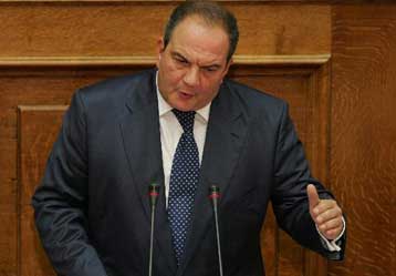 Πρόθυμος να στηρίξει και «αντιδημοφιλείς αποφάσεις» εμφανίστηκε ο Κ.Καραμανλής