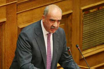 «Μην ποντάρετε στην εσωστρέφεια της ΝΔ» λέει στην κυβέρνηση ο Ευ.Μεϊμαράκης