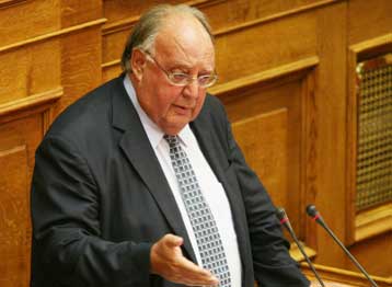 Να αναγνωρίσει τα λάθη της κάλεσε την ΝΔ ο Θ.Πάγκαλος