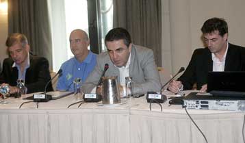 Παράπονα από τον Πιλάβιο στους διαιτητές