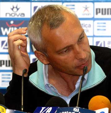 Γκρίνια από τον Προτάσοφ για τους πρωτοκλασάτους