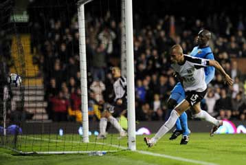 Επικράτηση της Φούλαμ με 2-0 επί της Χαλ στο «Κρέιβεν Κότατζ»