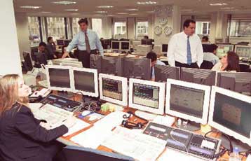 Ποσό 1,95 δισ. ευρώ άντλησε το Δημόσιο από τη δημοπρασία εντόκων γραμματίων