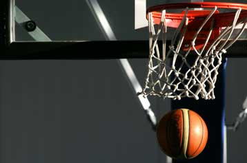 Θρίλερ σε Αμστερνταμ και Ροάν, προβάδισμα πρόκρισης για τέσσερις ομάδες