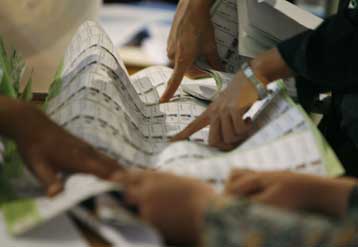 Αντικατάσταση αξιωματούχων εν όψει του β γύρου εκλογών στο Αφγανιστάν ζητά ο ΟΗΕ