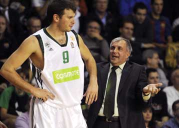 Παρά τις ελείψεις, ο Ομπράντοβιτς θέλει νίκη απέναντι στην Αρμάνι Μιλάνο