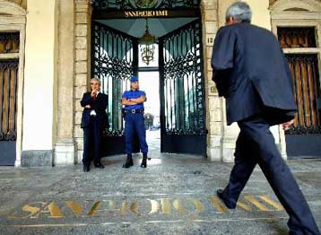 «Πάγωμα» δανείων στους ανέργους για ένα χρόνο αποφάσισε η Ιταλική Ένωση Τραπεζών