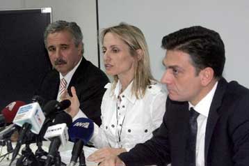 Αναστέλλεται για έξι μήνες ο νόμος για τους ημιυπαίθριους χώρους