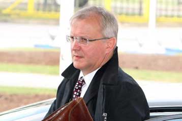 Παραινέσεις της Κομισιόν προς την ΠΓΔΜ για λύση στο ζήτημα της ονομασίας