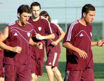 «Γαλλικά» και… επιθέσεις στην προπόνηση της Λάρισας