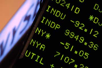 Χαμηλότερα οι ευρωπαϊκές αγορές, με άνοδο η Γουόλ Στριτ την Πέμπτη