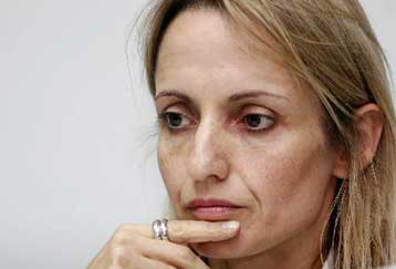 Τι σχεδιάζει το υπουργείο Περιβάλλοντος για απόσυρση και «πράσινα» τέλη κυκλοφορίας