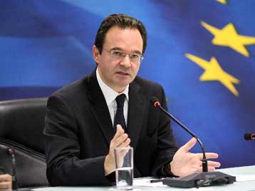 Εκτόξευση ελλείμματος στα 20,8 δισ. ευρώ το οκτάμηνο του 2009