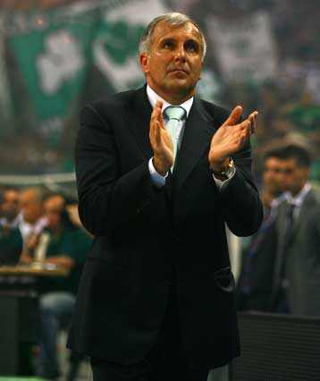 «Δεν είναι πρωτάθλημα των δύο» λέει ο «Ζοτς» που επέλεξε Γκόλεμας αντί «Σάρας»