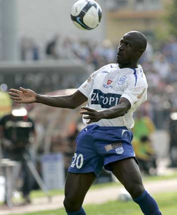 Ο Παράσχος «έκοψε» τον Μπακαγιόκο, χωρίς Ελευθερόπουλο και Μπαλάφα ο ΠΑΣ