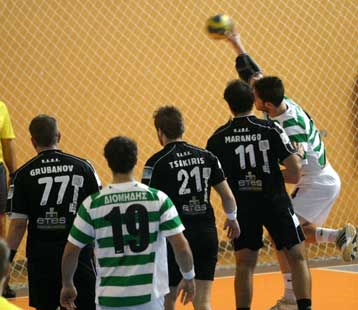 Κλώτσησε την… καρδάρα με το γάλα ο Φίλιππος Βέροιας, στο «ρετιρέ» ΠΑΟΚ και Ζαφειράκης