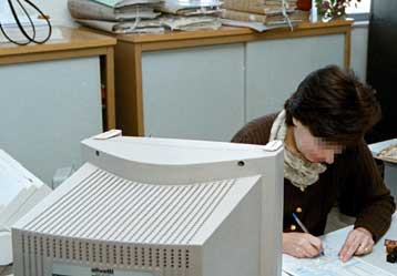 Αντιδράσεις προκαλεί η απόφαση της κυβέρνησης για τα Stage