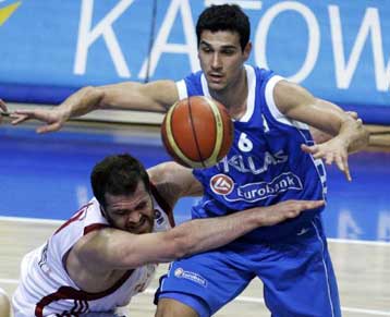 Συνεχίζει τις καλές εμφανίσεις ο Ζήσης με τη Σιένα