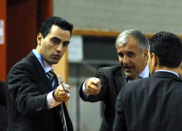 Ομπράντοβιτς περί… πλημμύρας και Μπογδάνος περί ασυνεννοησίας