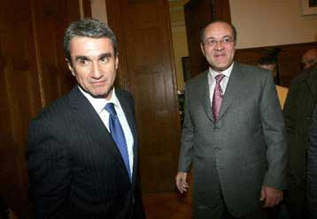 Επικροτεί ο ΣΕΒ την απόφαση για κατάργηση των Stage στο Δημόσιο