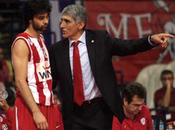 «Να ελέγξουμε τον ρυθμό» η συμβουλή του Γιαννάκη