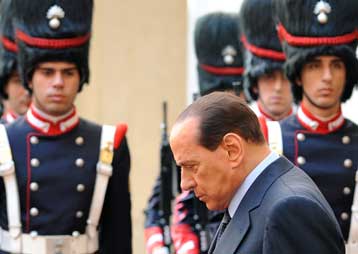 Έχασε την έφεση δικηγόρος που κατηγορείται ότι δωροδοκήθηκε από τον Μπερλουσκόνι