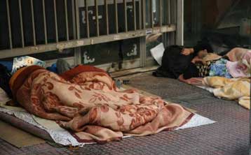 Κάτω από το όριο της φτώχειας ζει το 20% των Ελλήνων