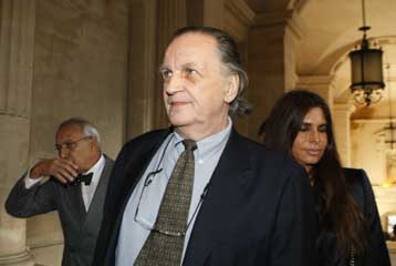 Καταδίκες πολιτικών και επιχειρηματιών στη Γαλλία για το «Ανγκόλαγκεϊτ»