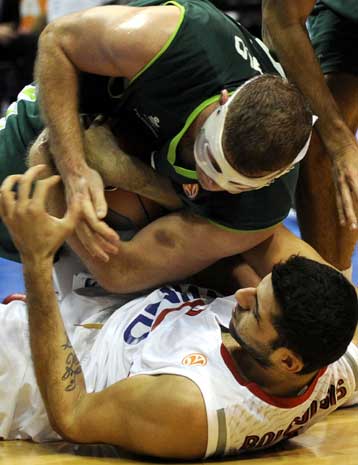 Προβληματισμός για τις εμφανίσεις στον Ολυμπιακό, αλλά ανακούφιση για Μπουρούση