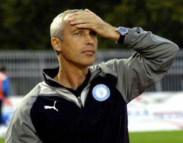 Στην «ψυχολογία» το έριξε ο Προτάσοφ, στον «τσαμπουκά» ο Βαζάκας