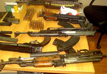 Να μετατραπεί η οπλοκατοχή σε κακούργημα μελετά η κυβέρνηση