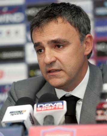 «Μπορούμε διπλό στο ΟΑΚΑ» τόνισε ο Φερέρα για τη «μάχη» του Πανιωνίου κόντρα στον ΠΑΟ