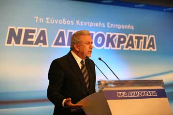 Εμμένει στην πρόταση για εκλογή προέδρου και από τους φίλους της ΝΔ ο Δ.Αβραμόπουλος