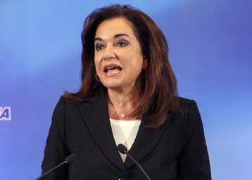 Συζήτηση για τις ιδέες και όχι για τη διαδικασία ζήτησε η Ντόρα Μπακογιάννη