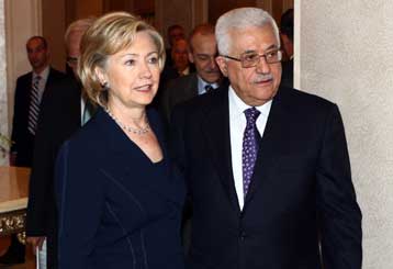 Στους ισραηλινούς εποικισμούς «σκόνταψε» η συνάντηση Κλίντον-Αμπάς