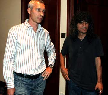 Επιχείρηση ανασύνταξης και αποφόρτισης από τον Σάββα Κωφίδη