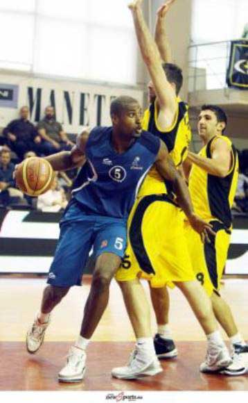 Η Καβάλα πήρε την παρθενική της νίκη «πνίγοντας» το Περιστέρι με 95-78