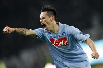 Ολική ανατροπή της Νάπολι εις βάρος της Γιουβέντους, «ξυπνάει» η Μίλαν