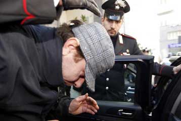 Συνελήφθησαν άλλα δύο «αφεντικά» της ναπολιτάνικης Καμόρα