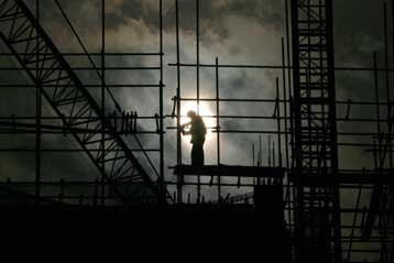 Με φρενήρεις ρυθμούς αναπτύσσεται ο «δράκος» της κινεζικής οικονομίας