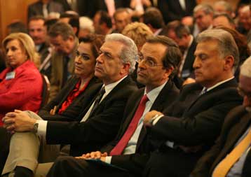 Κλιμακώνεται η αντιπαράθεση στη ΝΔ, καθ οδόν προς το Συνέδριο