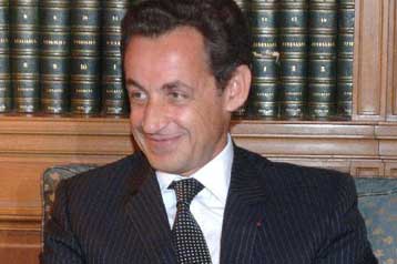 Αρχίζει στη Γαλλία η συζήτηση γύρω από την έννοια της «εθνικής ταυτότητας»