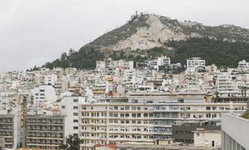 Σε κουφώματα και τζάμια περιορίζεται το πρόγραμμα ενεργειακής αναβάθμισης των κτιρίων