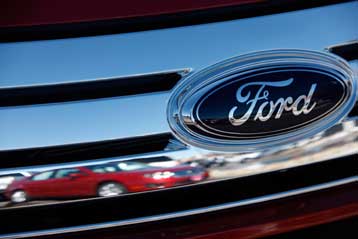 Κέρδη-έκπληξη από την Ford για το τρίτο τρίμηνο